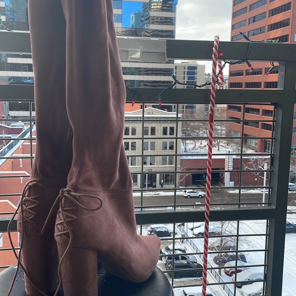 SIZE 12 PINK & BLACK STEPPERS! All love for large feet people ❤️2 pairs of boots